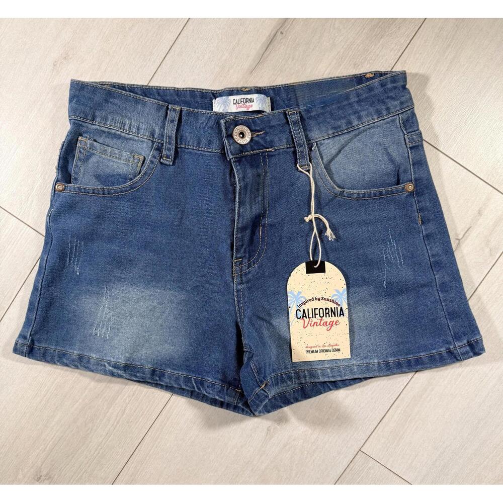NWT California Vintage Light Blue Distressed Denim jean Shorts Size 7 - Picture 1 of 15